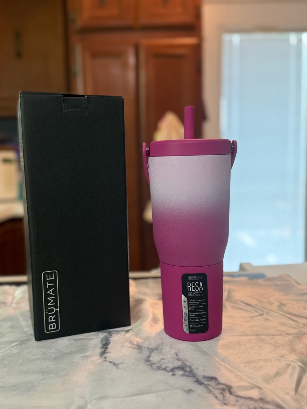 Brumate Resa 35 oz Tumbler in Frosted Rose